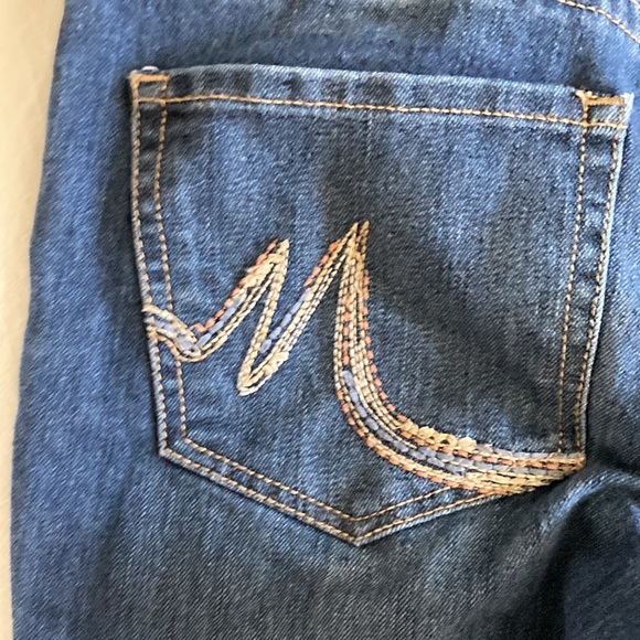 Maurices jeans - Picture 7 of 9